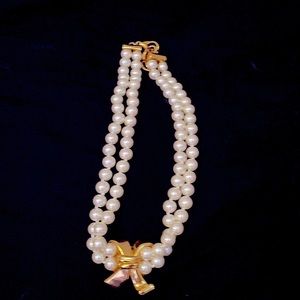 Unique “pearls” w/ “gold” bow choker. BNWOT. (Earrings available separately).